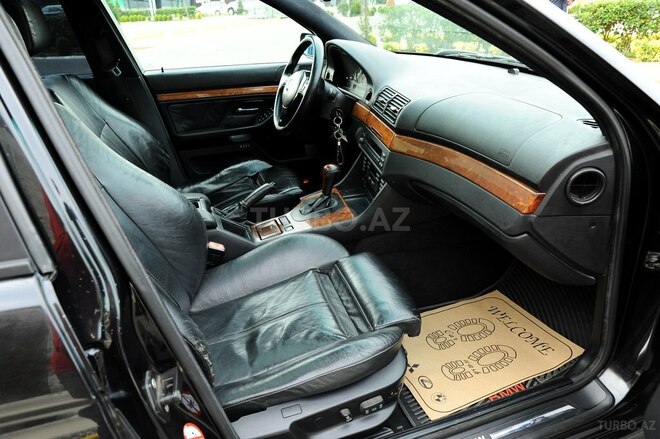 BMW 530 2001, 203,000 km - 3.0 l - Bakı
