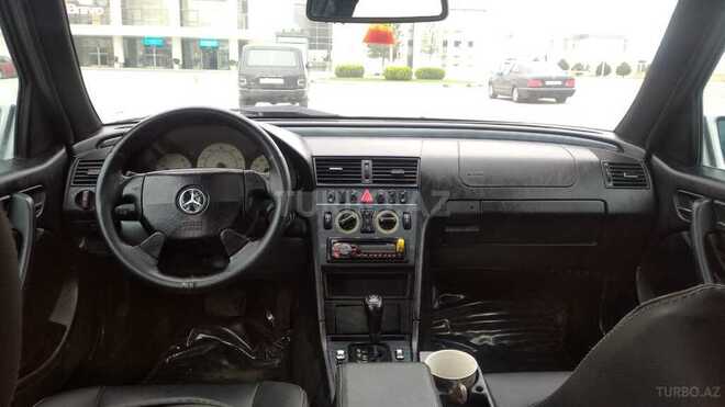 Mercedes C 230 1999, 311,000 km - 2.3 l - Sumqayıt