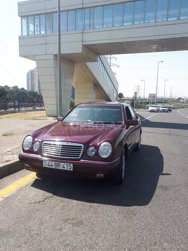 Mercedes E 200 1996, 27,000 km - 2.0 l - Bakı