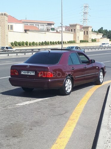 Mercedes E 200 1996, 27,000 km - 2.0 l - Bakı