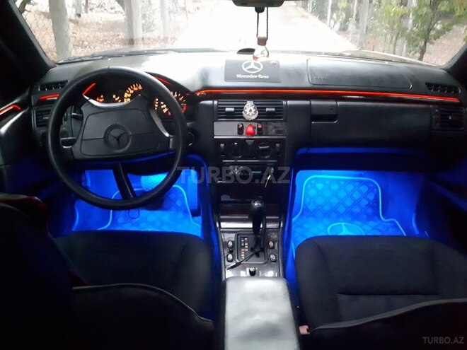 Mercedes E 200 1996, 27,000 km - 2.0 l - Bakı