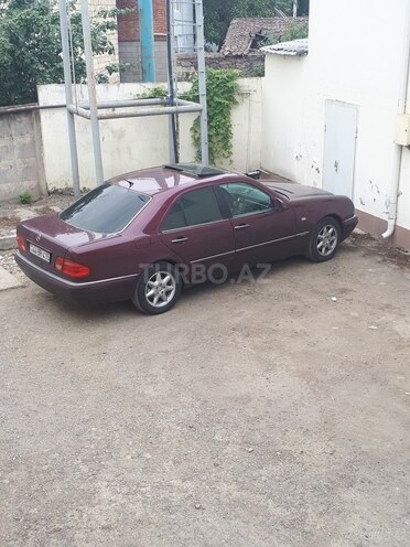 Mercedes E 200 1996, 27,000 km - 2.0 l - Bakı