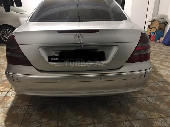 Mercedes E 220 2002, 316,000 km - 2.2 l - Bakı