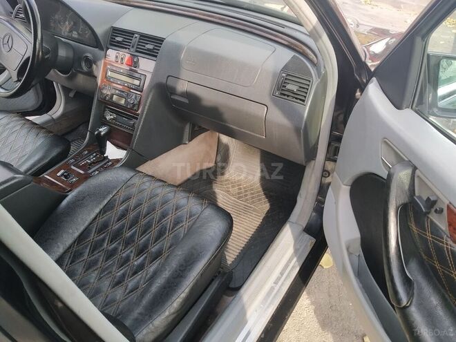 Mercedes C 280 1997, 265,325 km - 2.8 л - Bakı