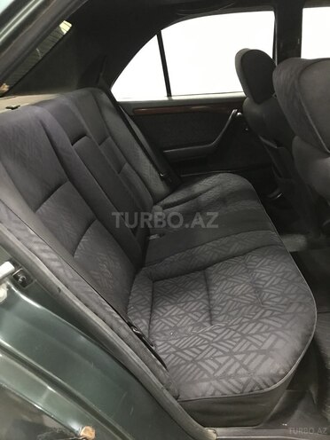 Mercedes C 220 1993, 345,000 km - 2.2 л - Bakı
