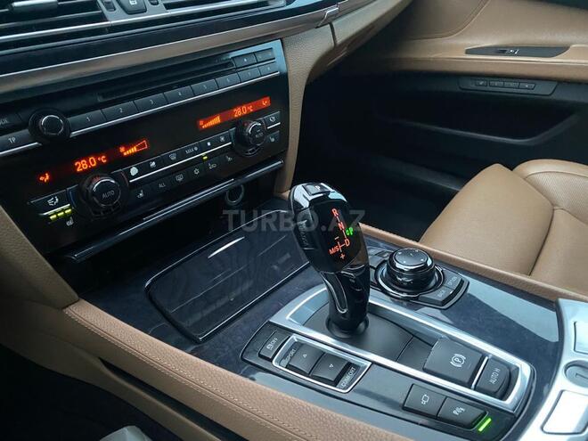 BMW 740 2009, 215,000 km - 3.0 l - Bakı