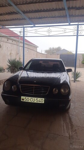 Mercedes E 240 2000, 380,000 km - 2.4 l - Bakı