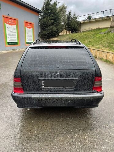 Mercedes C 200 1999, 213,140 km - 2.0 l - Bakı