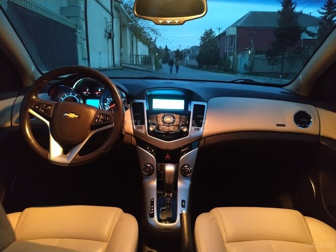 Chevrolet Cruze 2011, 155,000 km - 1.4 л - Bakı