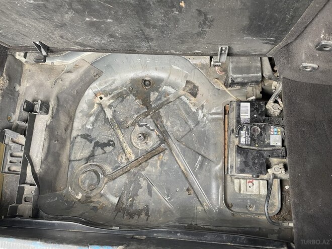 Mercedes C 200 1999, 213,140 km - 2.0 l - Bakı