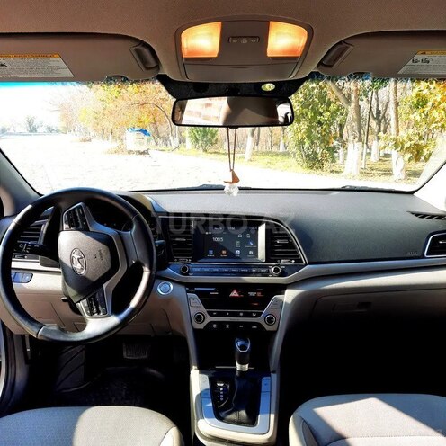 Hyundai Elantra 2016, 70,000 km - 1.4 л - Naxçıvan