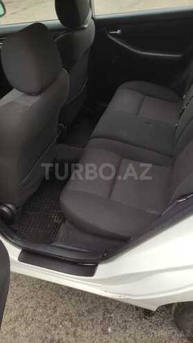 Toyota Corolla 2006, 182,000 km - 1.4 l - Masallı