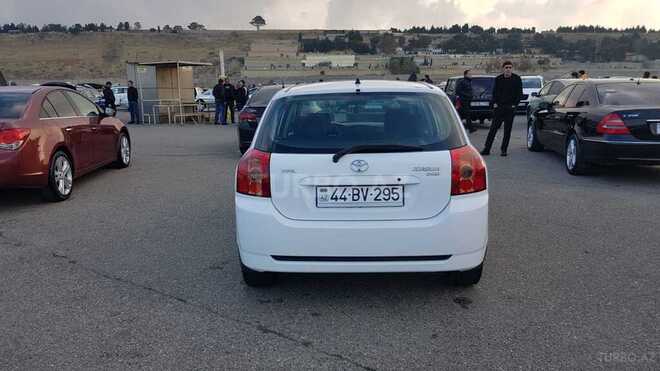 Toyota Corolla 2006, 182,000 km - 1.4 l - Masallı