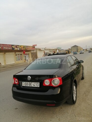 Volkswagen Jetta 2010, 214,000 km - 1.6 l - Bakı