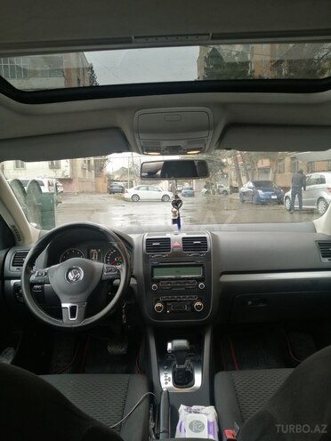 Volkswagen Jetta 2010, 214,000 km - 1.6 l - Bakı