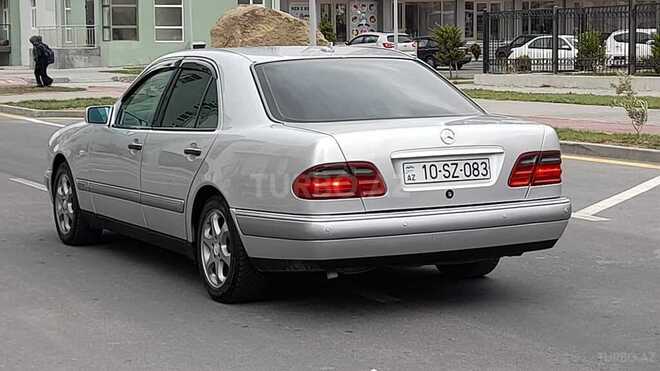 Mercedes E 230 1996, 390,000 km - 2.3 l - Bakı