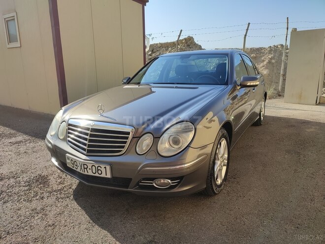 Mercedes E 220 2007, 260,000 km - 2.2 l - Bakı
