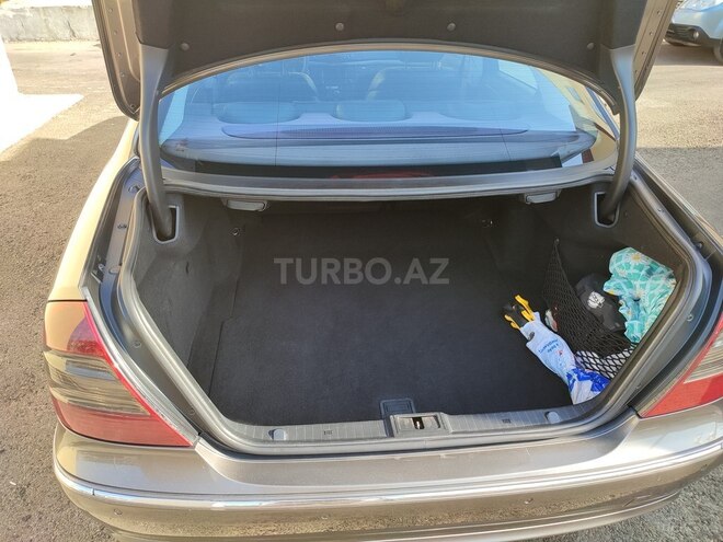 Mercedes E 220 2007, 260,000 km - 2.2 l - Bakı