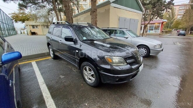 Mitsubishi Outlander 2004, 318,000 km - 2.4 l - Bakı
