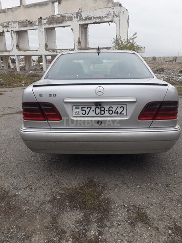 Mercedes E 230 1997, 286,000 km - 2.3 l - Şəmkir