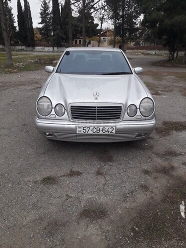 Mercedes E 230 1997, 286,000 km - 2.3 l - Şəmkir