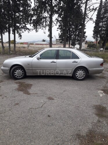 Mercedes E 230 1997, 286,000 km - 2.3 l - Şəmkir