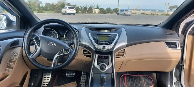 Hyundai Elantra 2011, 181,000 km - 1.8 л - Bakı