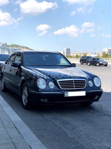 Mercedes E 220 2000, 407,000 km - 2.2 l - Bakı