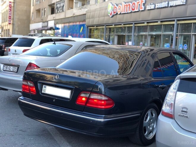 Mercedes E 220 2000, 407,000 km - 2.2 l - Bakı