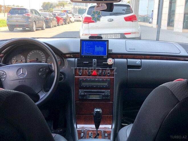 Mercedes E 220 2000, 407,000 km - 2.2 l - Bakı