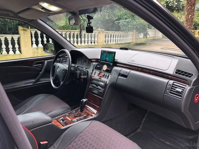 Mercedes E 220 2000, 407,000 km - 2.2 l - Bakı