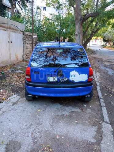 Opel Corsa 1996, 225,000 km - 1.4 l - Bakı