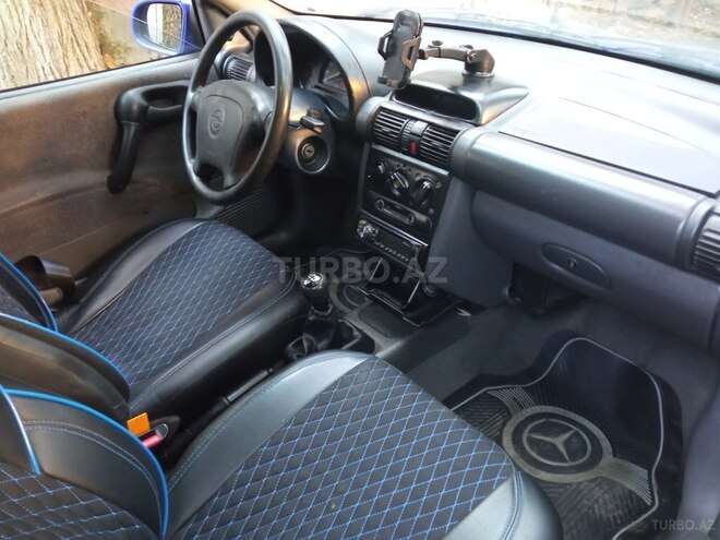 Opel Corsa 1996, 225,000 km - 1.4 l - Bakı