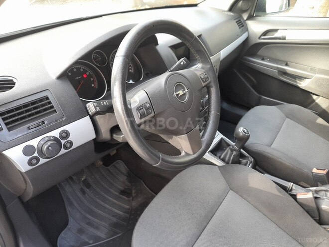 Opel Astra 2006, 189,000 km - 1.4 l - Mingəçevir