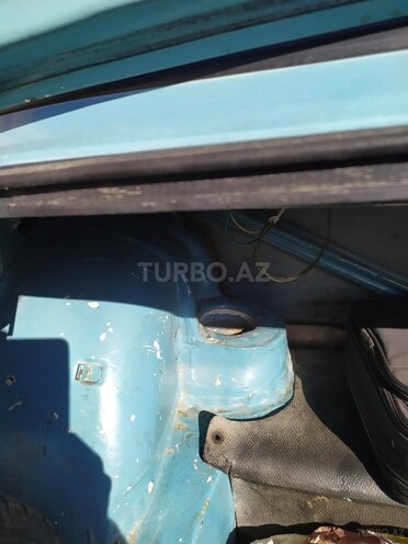 LADA (VAZ) 2105 1982, 150,880 km - 1.5 l - Salyan