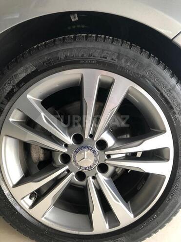 Mercedes E 200 2013, 174,000 km - 2.2 l - Bakı