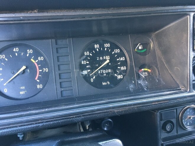 LADA (VAZ) 21011 1983, 41,000 km - 1.6 l - Bakı