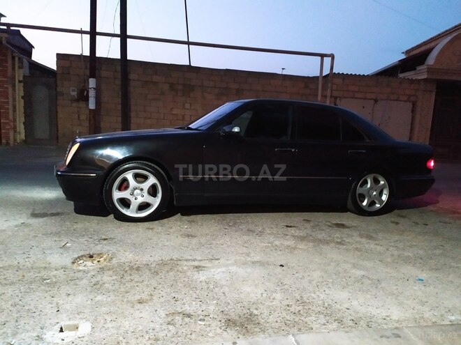 Mercedes E 240 2000, 350,000 km - 2.6 l - Bakı