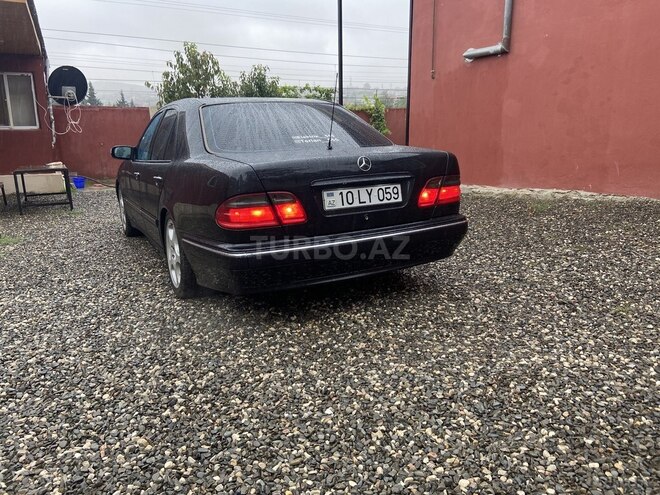 Mercedes E 240 2000, 350,000 km - 2.6 l - Bakı