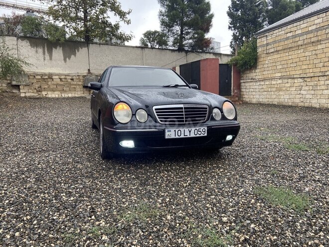 Mercedes E 240 2000, 350,000 km - 2.6 l - Bakı