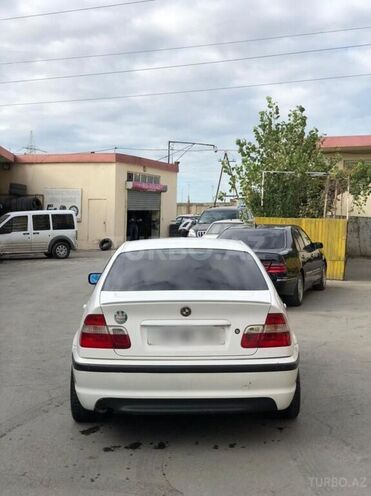 BMW 320 2002, 260,000 km - 2.0 л - Bakı