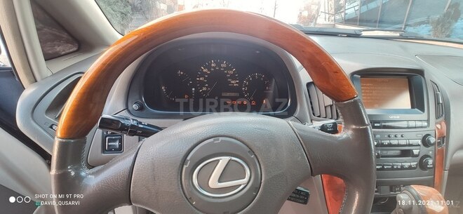 Lexus RX 300 2001, 300,000 km - 3.0 l - Qusar