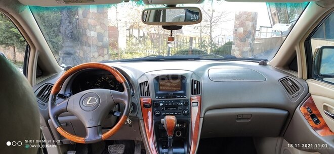 Lexus RX 300 2001, 300,000 km - 3.0 l - Qusar