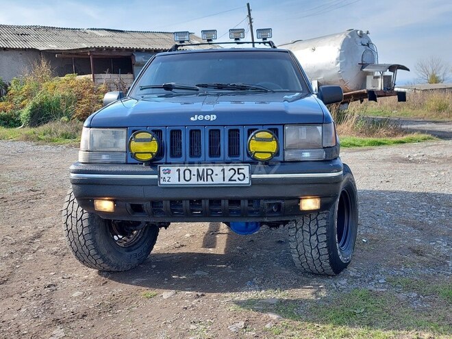 Jeep Grand Cherokee 1995, 999,999 km - 4.0 l - Qax