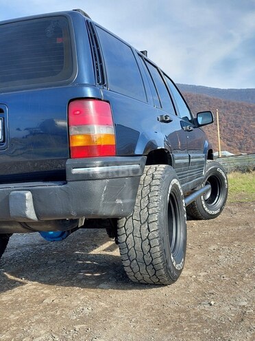 Jeep Grand Cherokee 1995, 999,999 km - 4.0 l - Qax