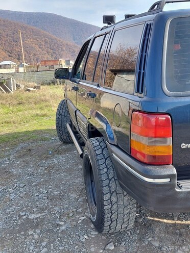 Jeep Grand Cherokee 1995, 999,999 km - 4.0 l - Qax