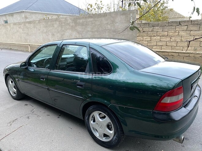 Opel Vectra 1998, 320,000 km - 1.8 l - Bakı