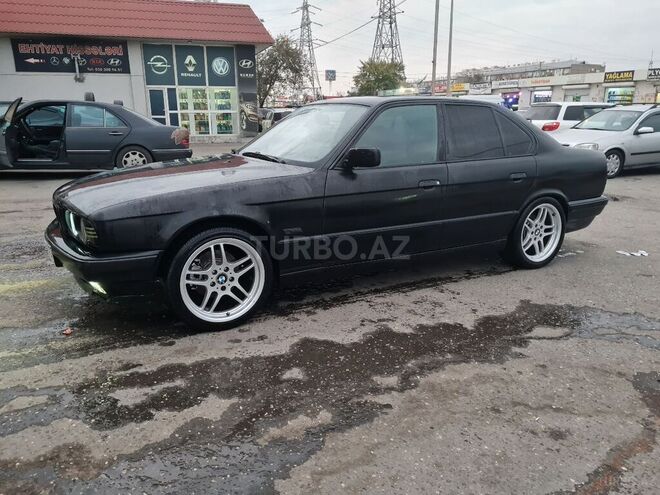 BMW 525 1995, 350,000 km - 2.5 л - Sumqayıt