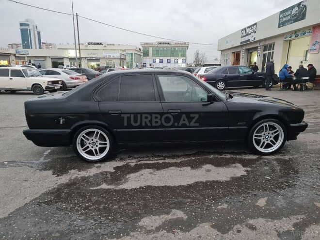 BMW 525 1995, 350,000 km - 2.5 л - Sumqayıt