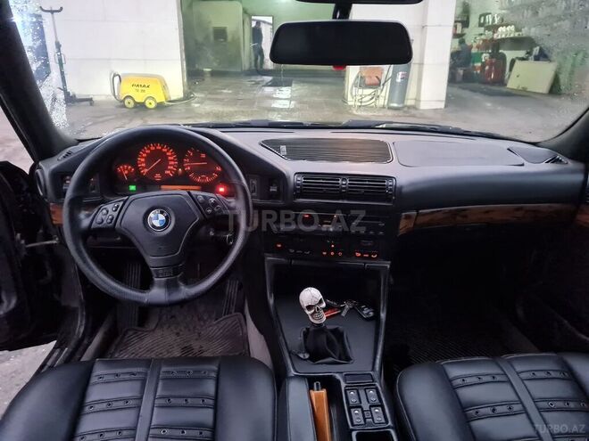 BMW 525 1995, 350,000 km - 2.5 л - Sumqayıt